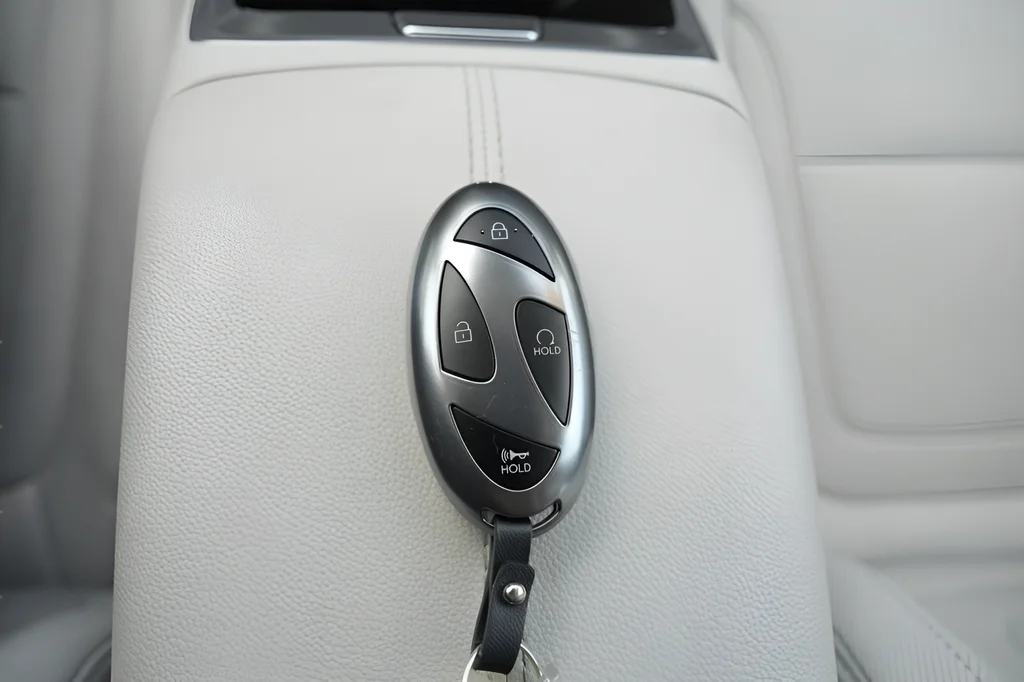 Used 2026 Gray Hyundai SEL image 36