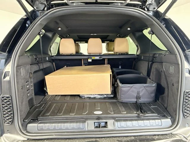 New 2026 Varesine Blue Land Rover Dynamic SE image 28