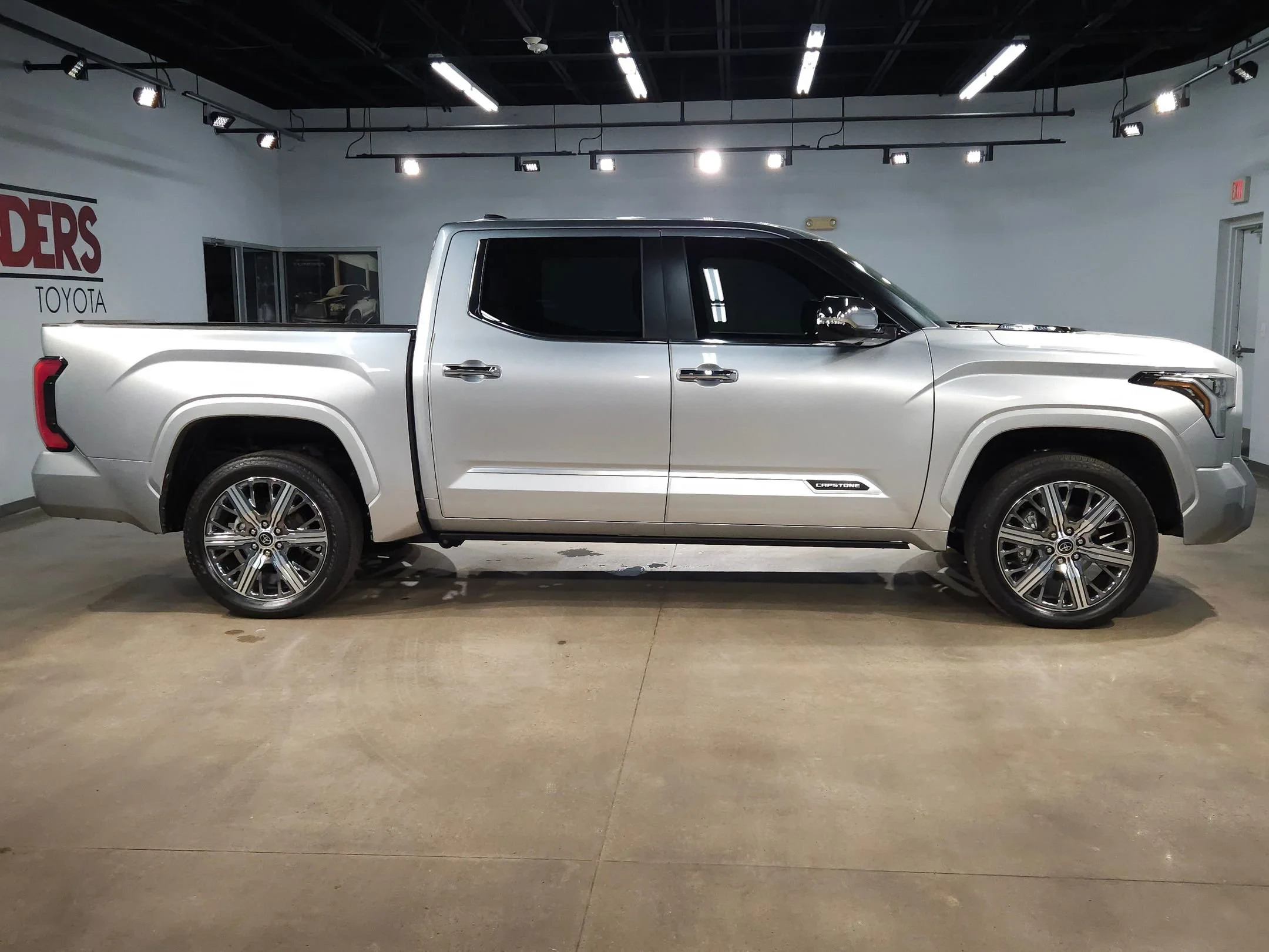2024 Toyota Tundra Capstone - Photo 8