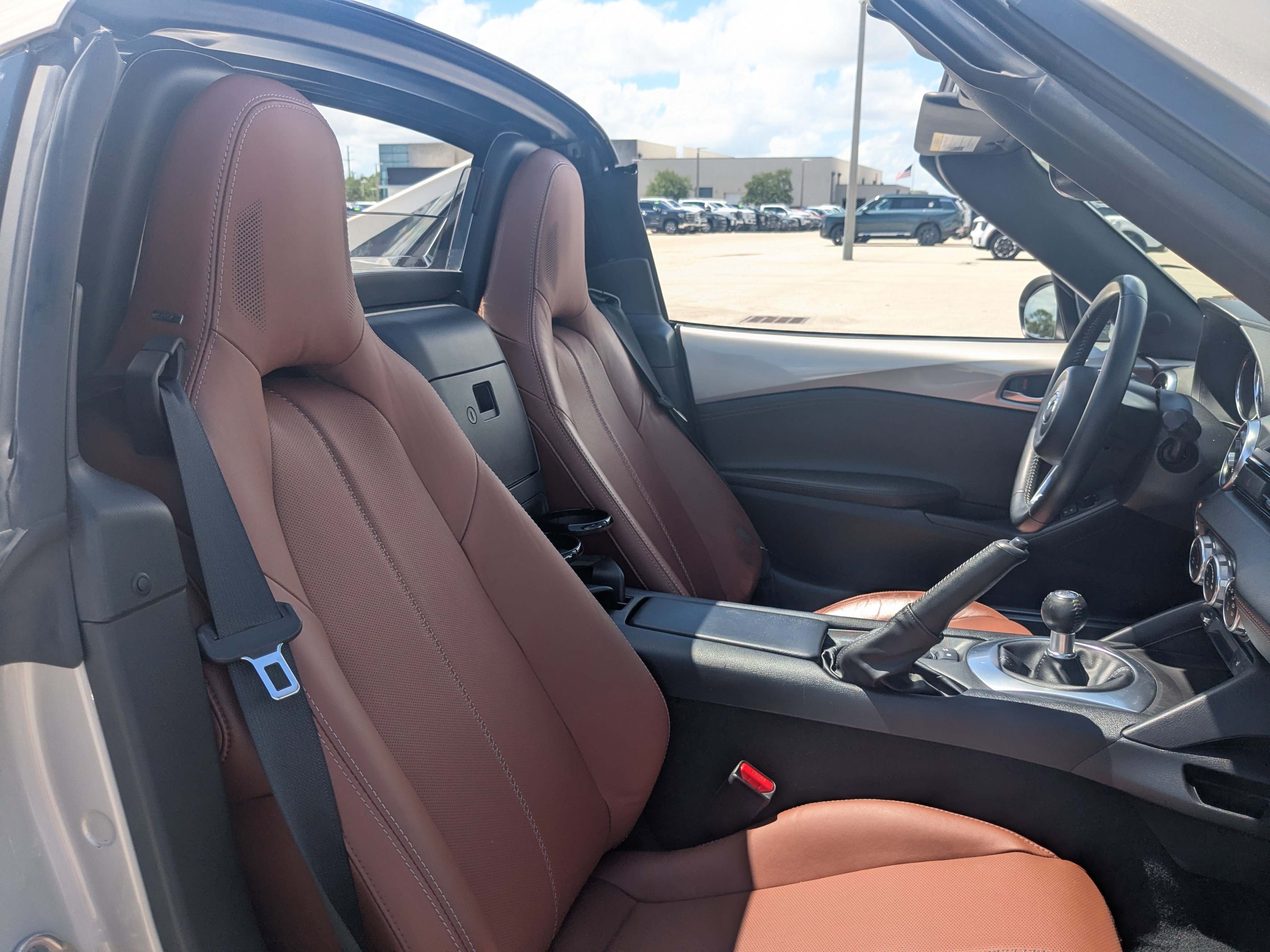 Used 2023 Platinum Quartz Metallic Mazda Grand Touring image 17