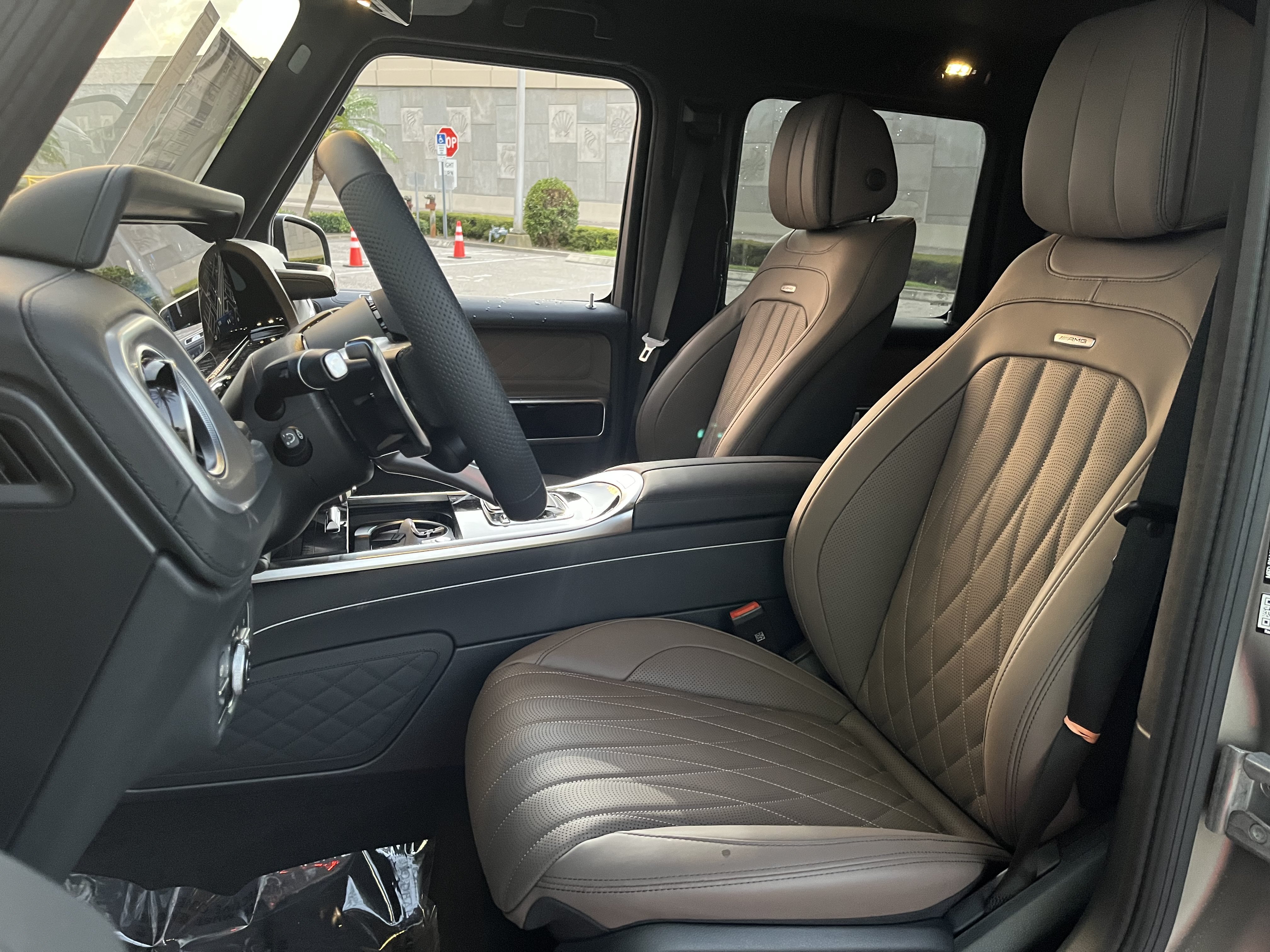 New 2027 MANUFAKTUR Sintered Bronze Magno Mercedes-Benz AMG® G 63 image 16