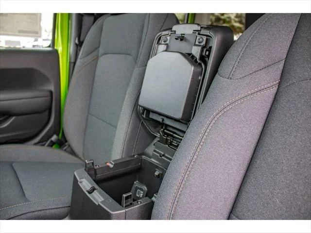2026 Jeep Wrangler 4-Door Willys - Photo 34
