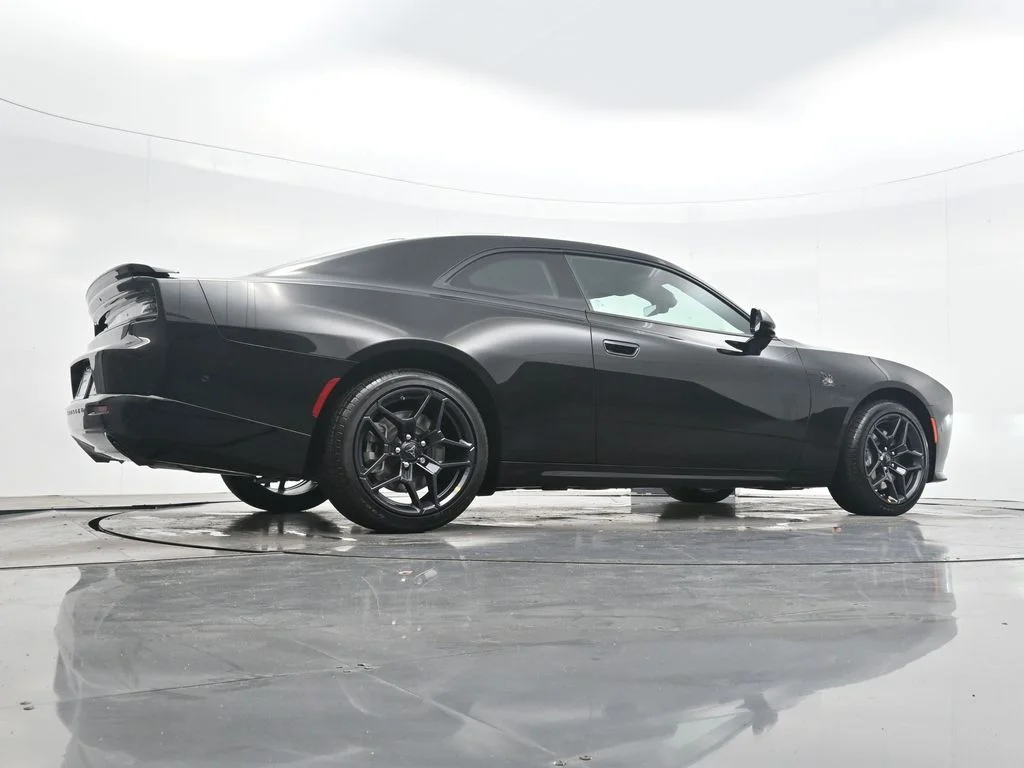 New 2026 Diamond Black Crystal Pearlcoat Dodge Scat Pack image 35