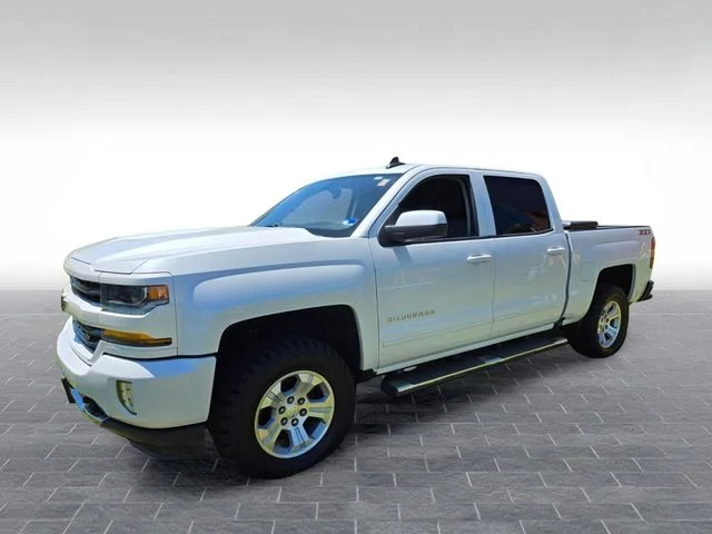 Used 2018 Beige Chevrolet LT image 3