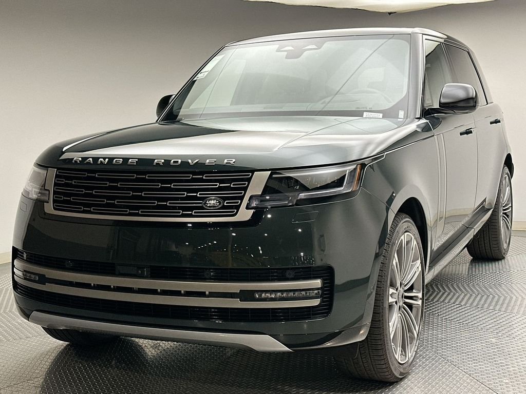 New 2026 Belgravia Green Land Rover SE image 1