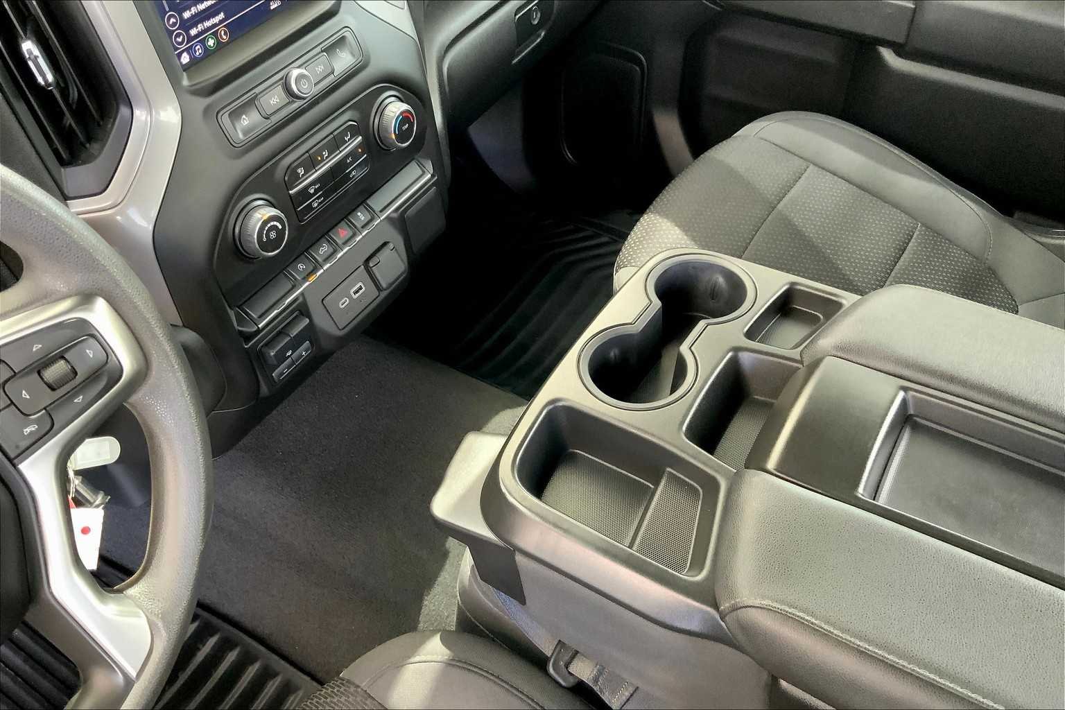 Used 2022 Satin Steel Metallic Chevrolet Custom image 17