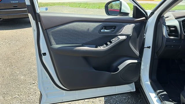 Certified Used 2023 White Nissan SV image 8