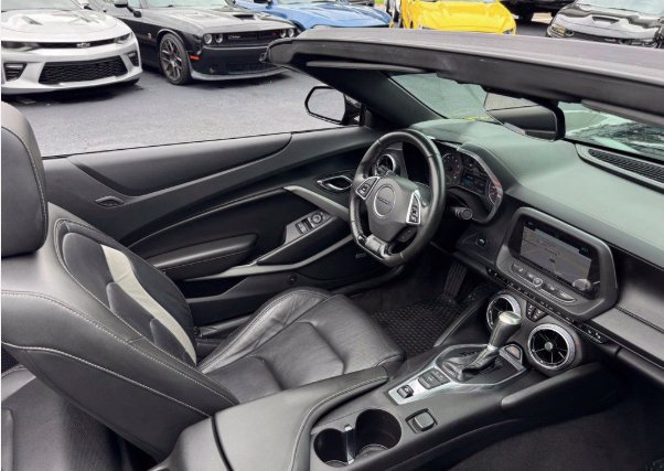 Used 2016 Black Chevrolet 2LT image 4