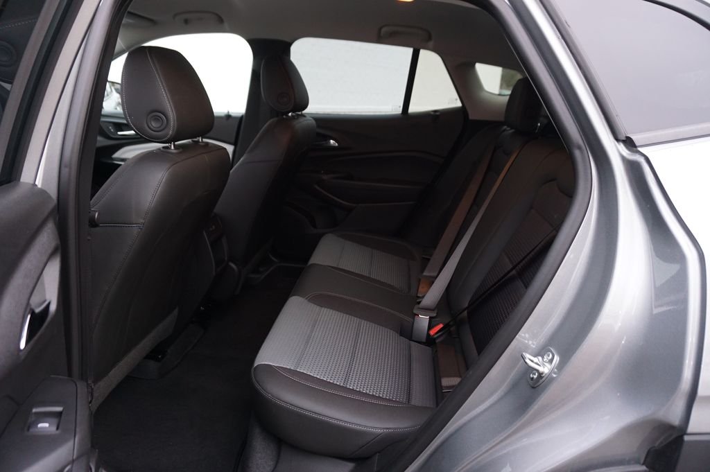 Used 2025 Gray Chevrolet LT image 11