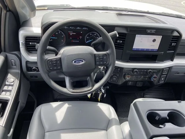 New 2026 Oxford White Ford  image 10