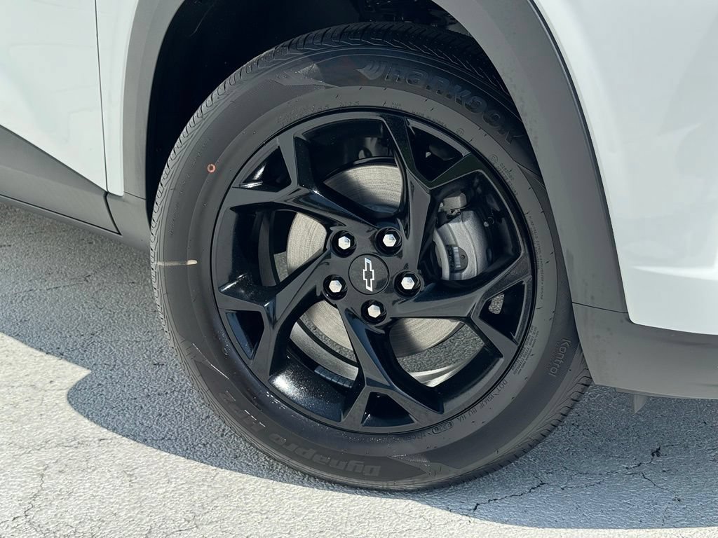 2026 Chevrolet Trax LT - Photo 6