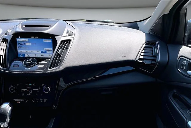 Used 2018 Magnetic Metallic Ford Titanium image 9