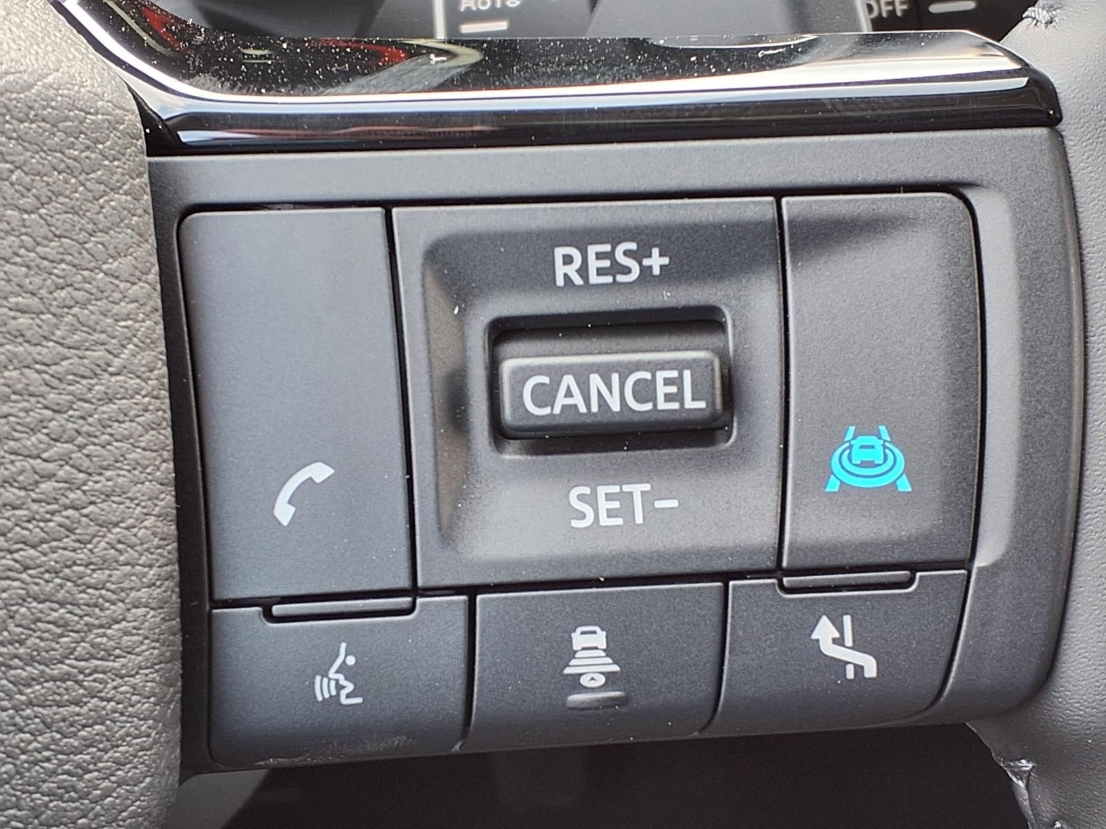 2026 Nissan Rogue Platinum Silver at Robbins Nissan