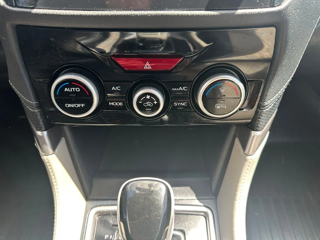 Used 2019 Green Subaru Limited image 17