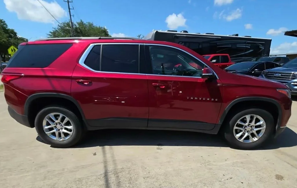 2019 Chevrolet Traverse FWD 1LT's photo