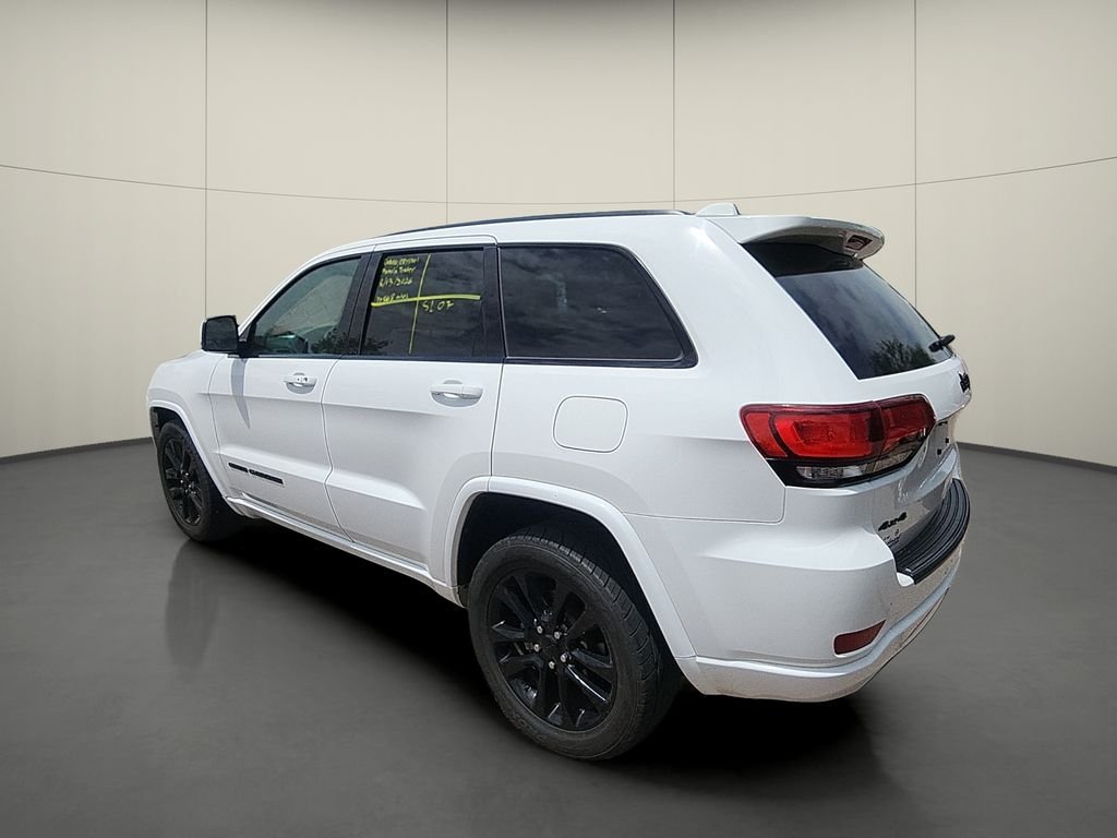 Used 2021 White Jeep Laredo X image 5