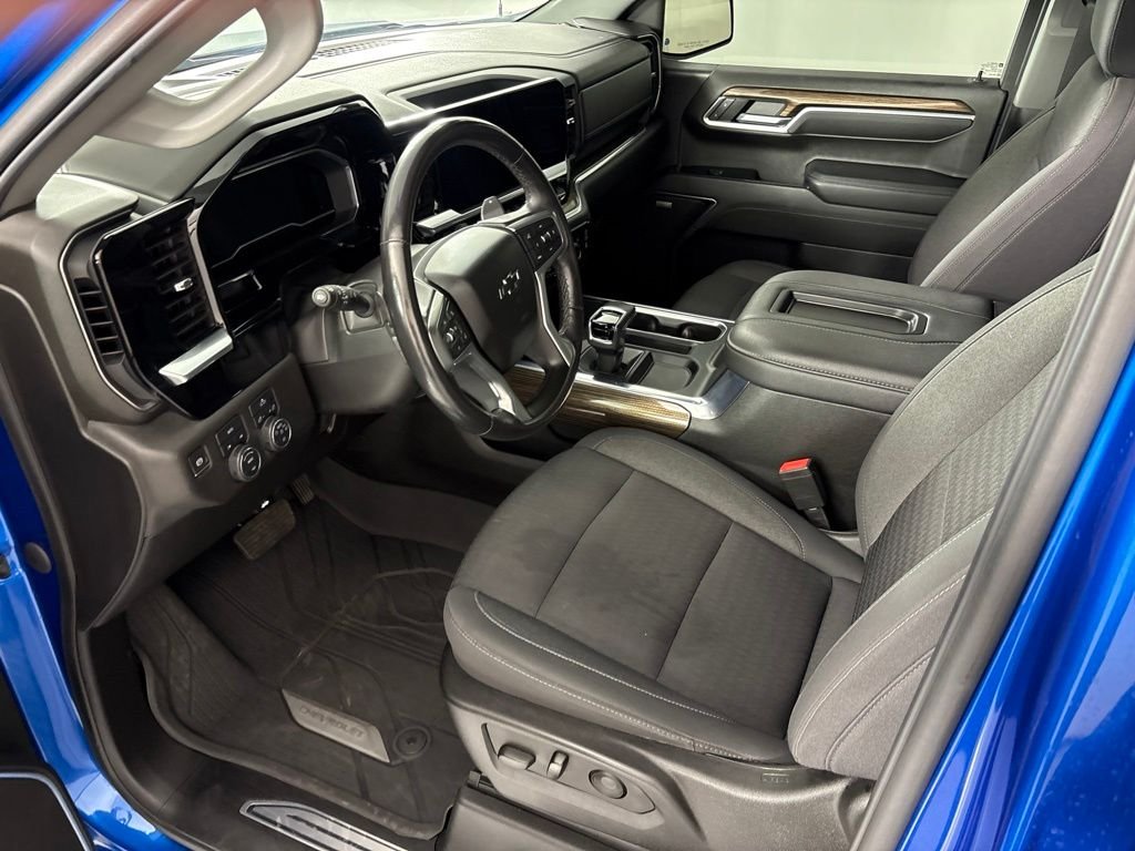 Used 2022 Blue Chevrolet RST image 34