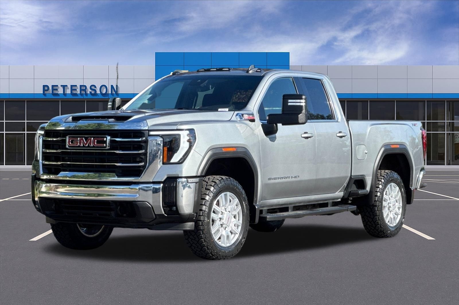 Used 2024 Gray GMC SLE image 8