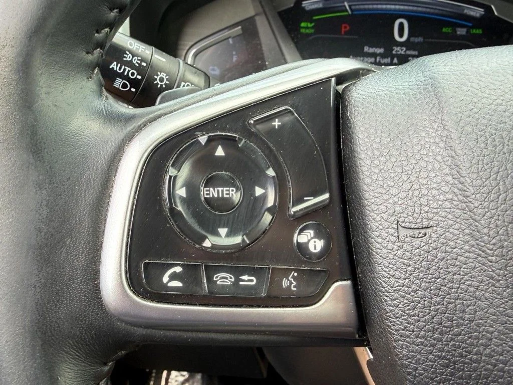 Used 2022 Blue Honda Touring image 19