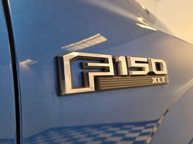 Used 2016 Blue Ford XLT image 11
