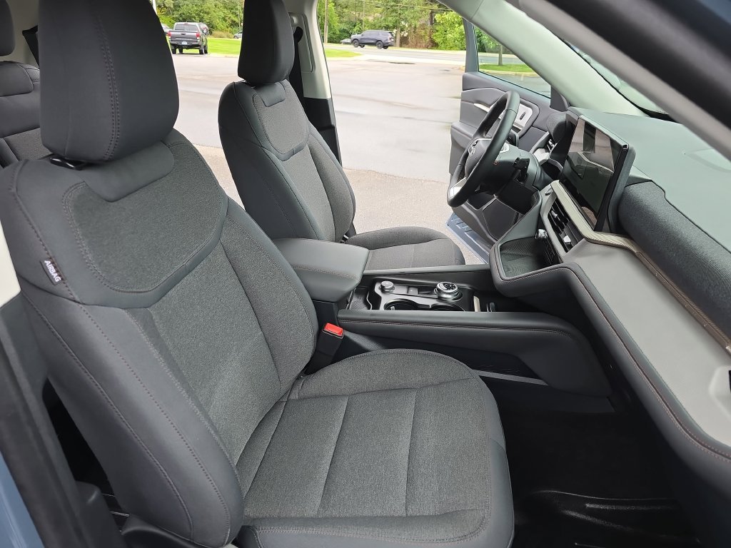 Used 2025 Blue Ford Active image 11