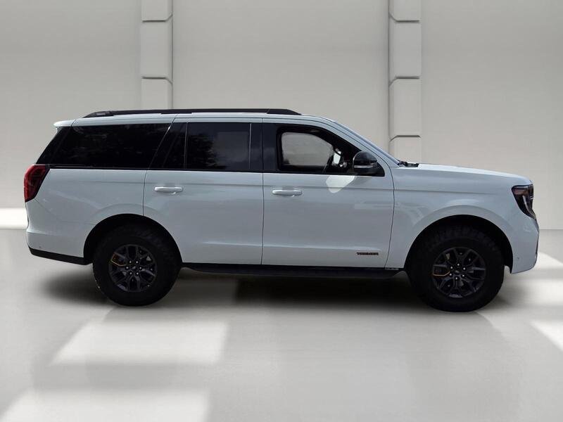 Used 2025 White Metallic FORD TREMOR 4X4 image 6
