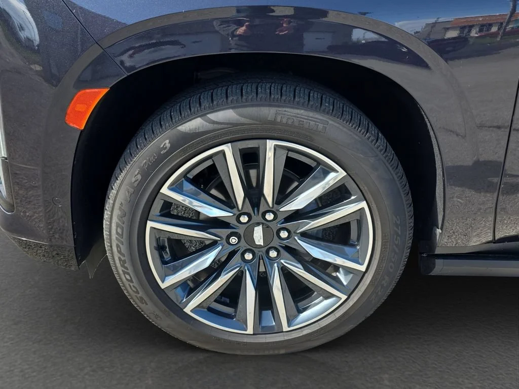 2022 Cadillac Escalade Sport - Photo 4