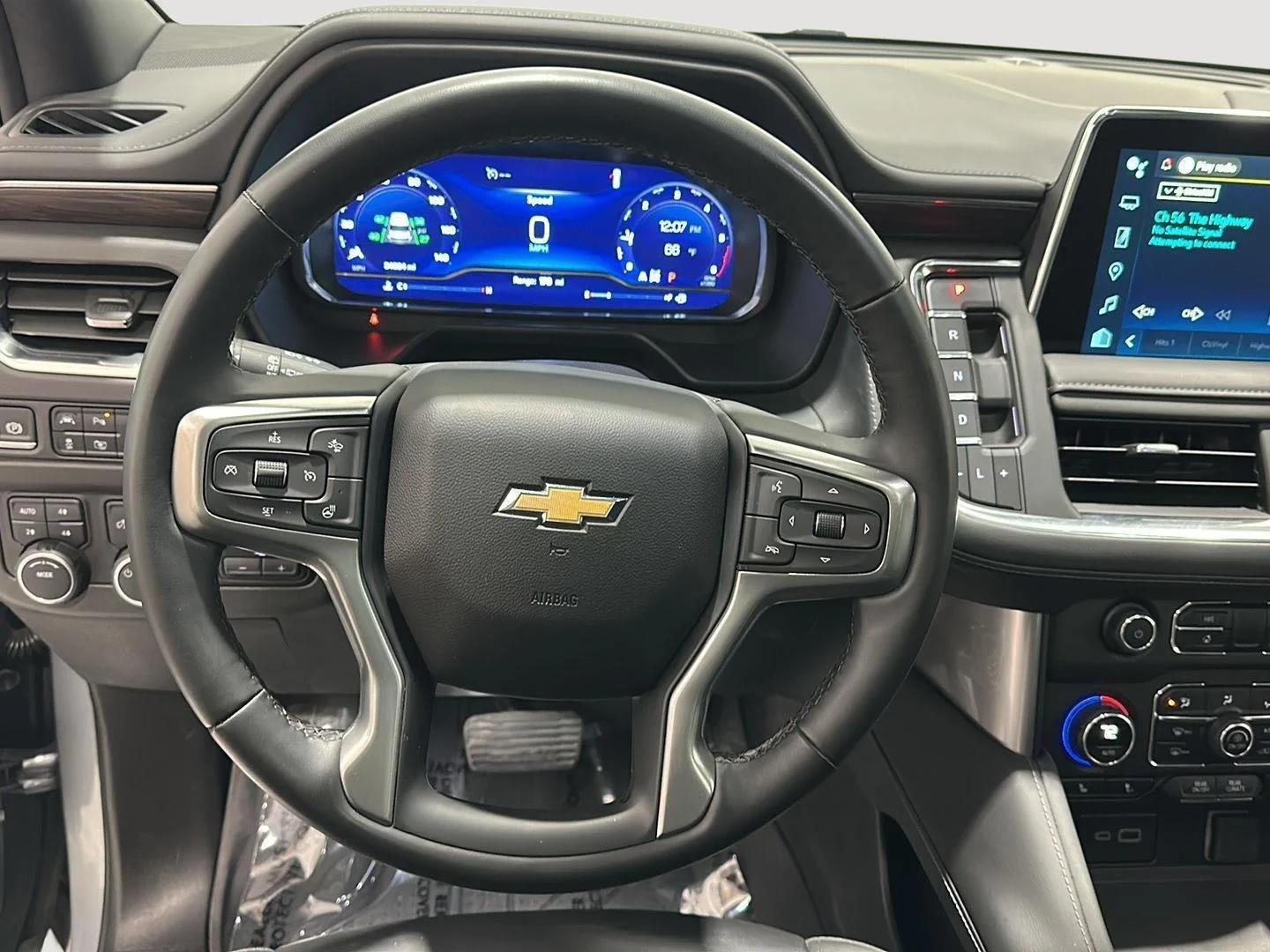 Used 2024 Sterling Gray Metallic Chevrolet LT image 10