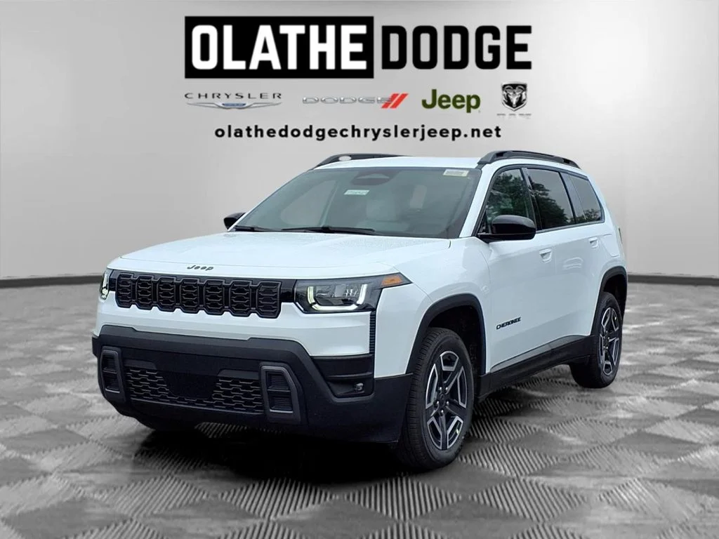 2026 Jeep Cherokee Laredo HEV 4X4's photo