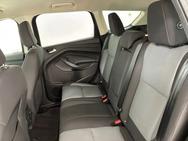 Used 2018 Gray Ford SE image 18