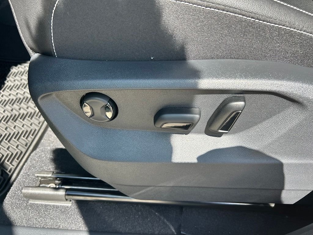 New 2026  Volkswagen 2.0T SE image 46