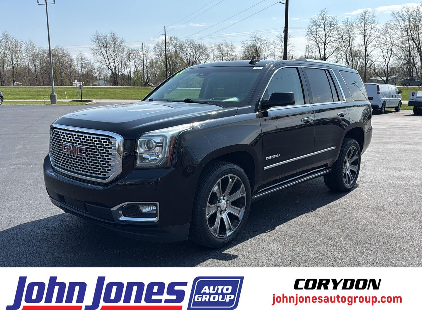 2017 GMC Yukon 4WD Denali's photo