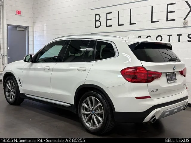 Used 2019 White BMW sDrive30i image 9