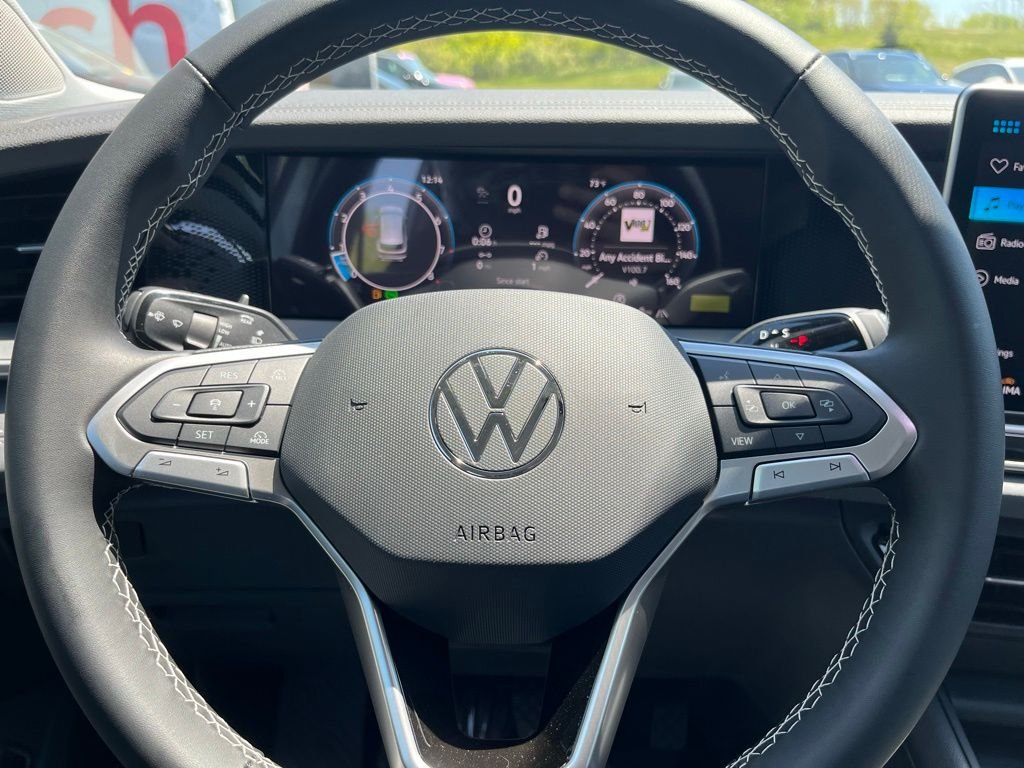 New 2026 Silver Volkswagen 2.0T SE image 19