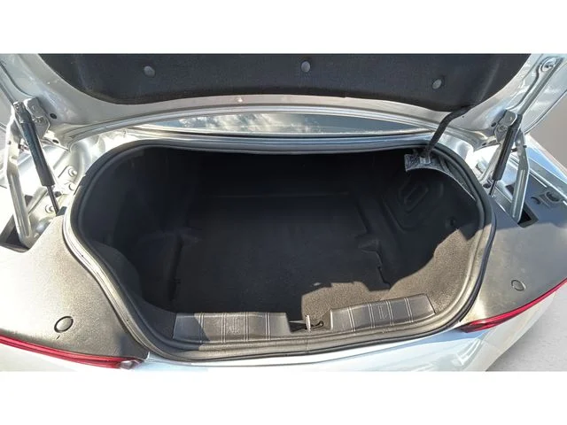 Used 2018 Silver Chevrolet 1LT image 31