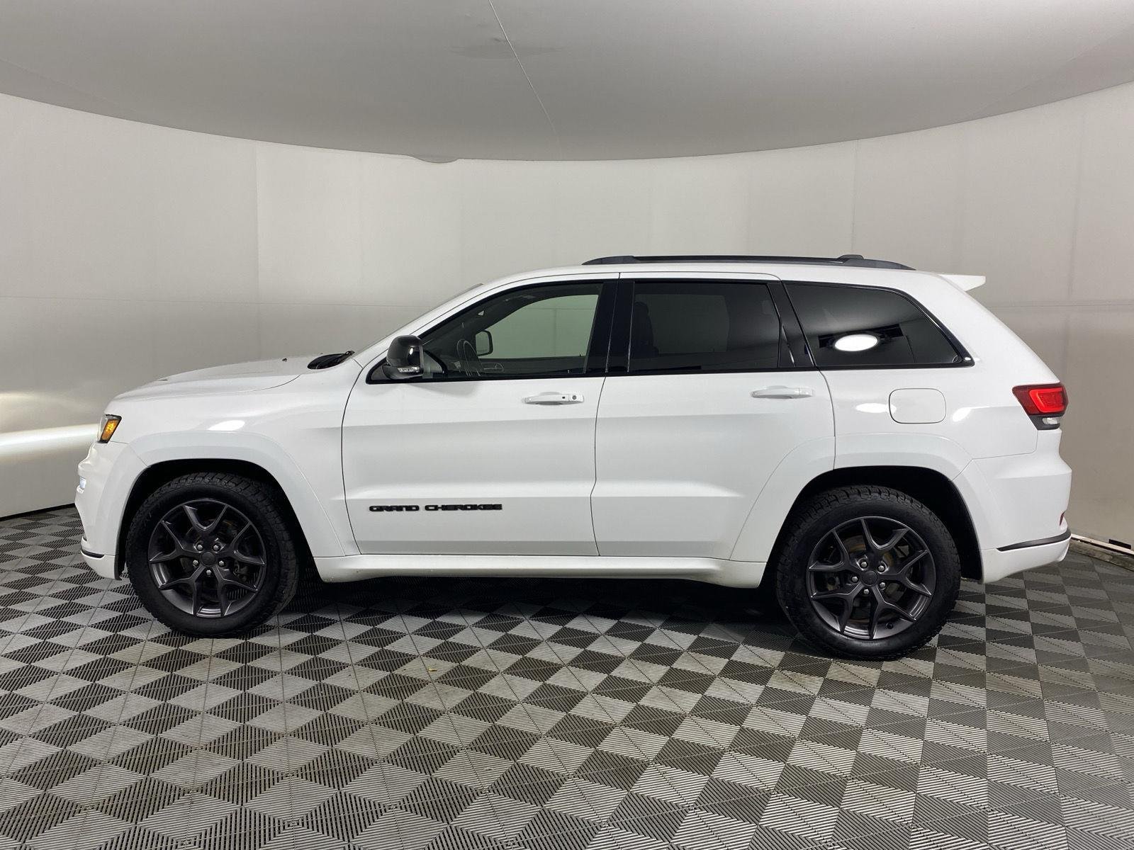 Used 2020 Bright White Clearcoat Jeep Limited X image 14