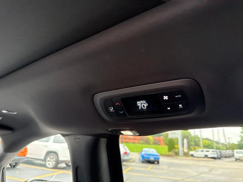 2026 Chrysler Pacifica Limited - Photo 20