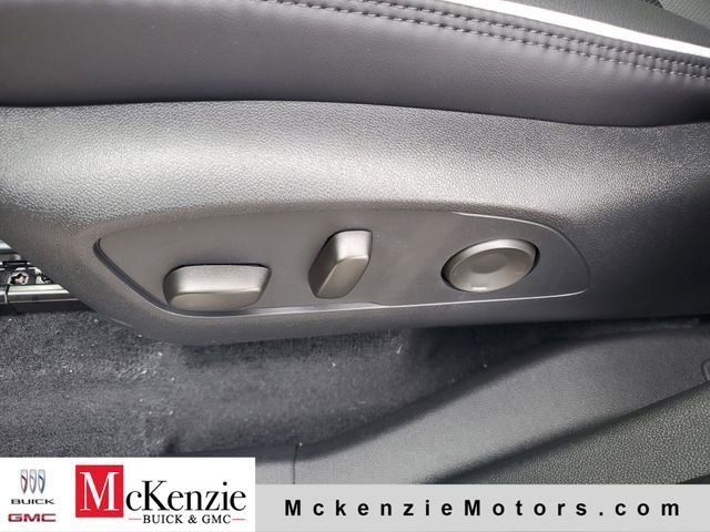2026 GMC Acadia Denali - Photo 7