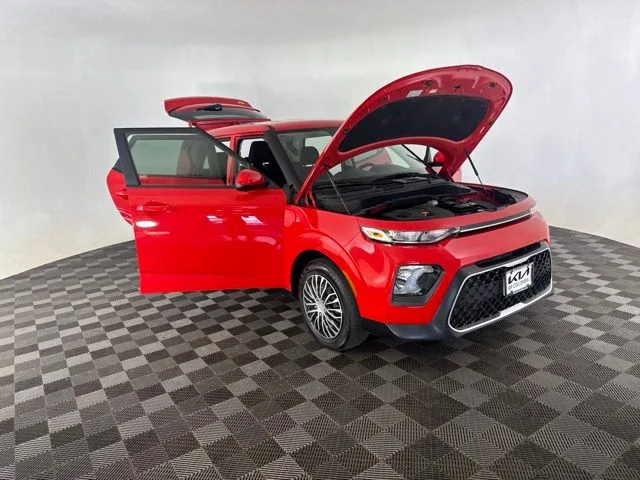 Used 2021 Red Kia LX image 14