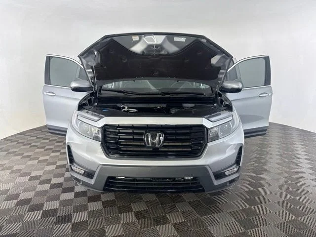 Used 2023 Silver Honda RTL-E image 14