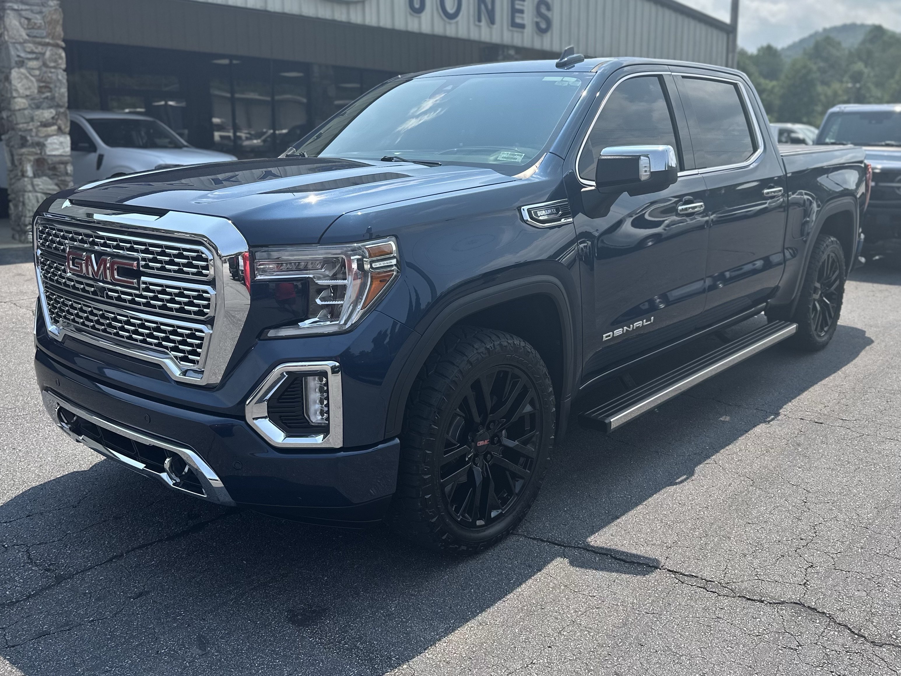 Certified Used 2020 Pacific Blue Metallic GMC Denali image 2