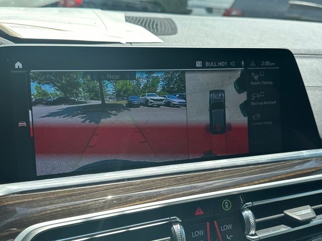 Used 2021 Gray BMW xDrive40i image 30