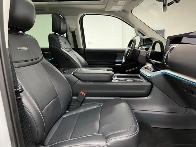 Used 2025 White Ford Platinum image 55