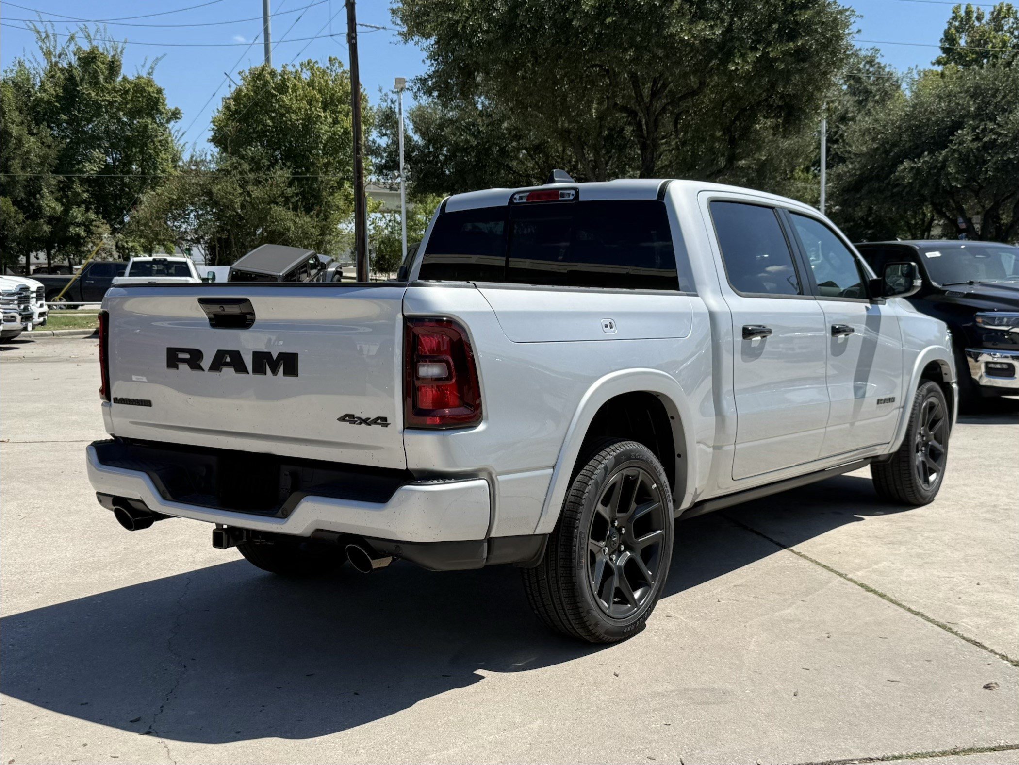 New 2027 Silver Zynith Exterior Paint RAM Laramie image 4