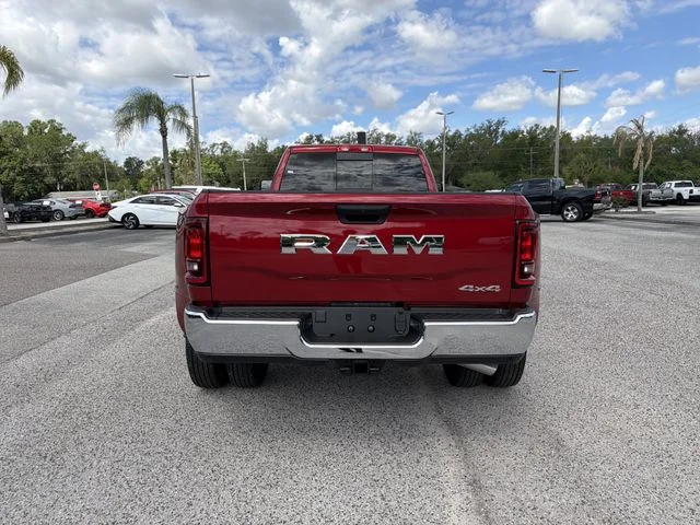 New 2026 Molten Red Pearl-Coat Exterior Paint RAM Tradesman image 5