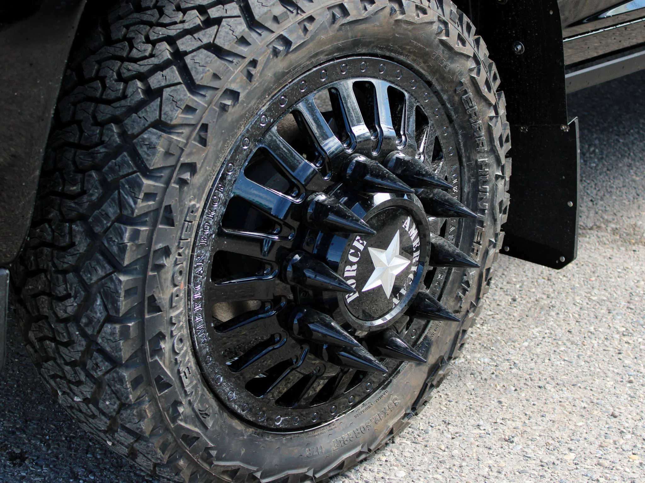 New 2026 Black RAM Limited* Mega Cab, 2 Inch Lift, 22 Inch American Force Wheels image 2