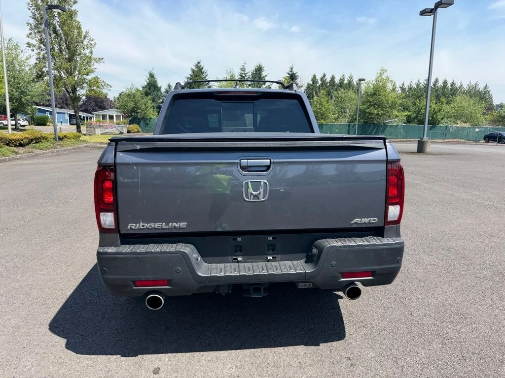 Used 2022 Modern Steel Metallic Honda RTL-E image 6
