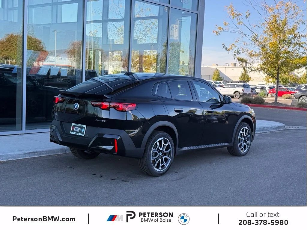 New 2027 Black BMW xDrive28i image 5