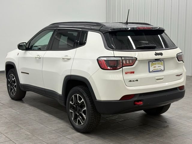 Used 2020 White Jeep Trailhawk image 4