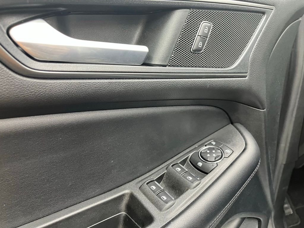 2022 Ford Edge SE - Photo 17